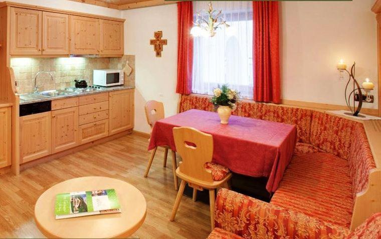 Residence Forcelles St. Kassian Zimmer foto