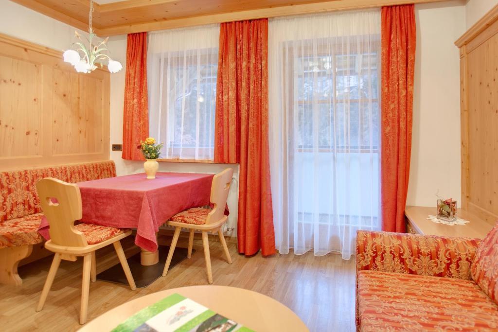 Residence Forcelles St. Kassian Zimmer foto