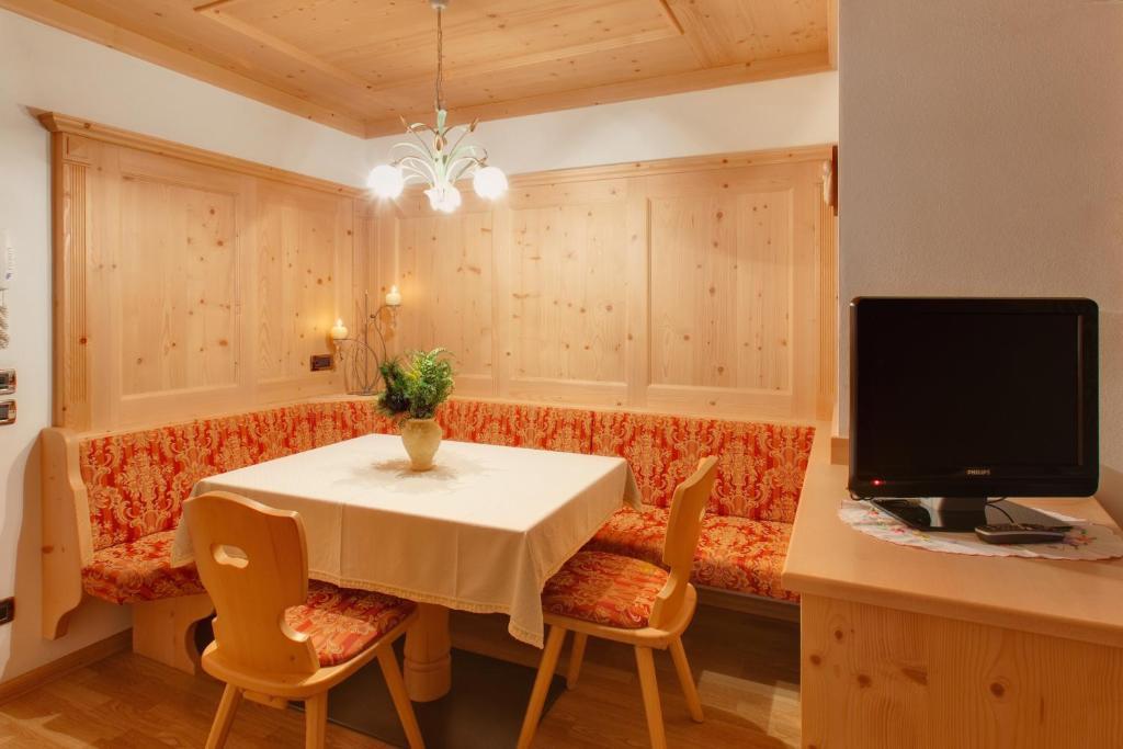 Residence Forcelles St. Kassian Zimmer foto